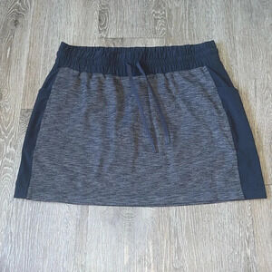 Athleta Gray Excursion Skirt & Shorts Combo Pocketed Skort Size Medium
